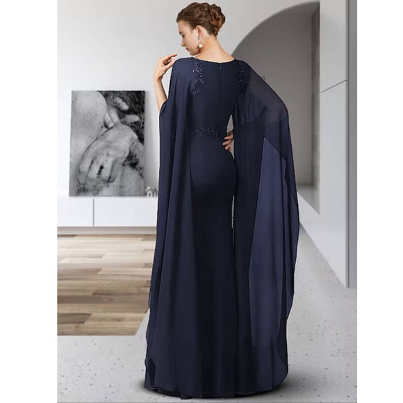 Elegant Dark Navy Evening Gown - Picture 2 of 15